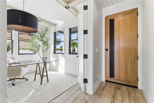 $6,490,000 | 17007 Edgewater Lane, Huntington Beach, CA 92649