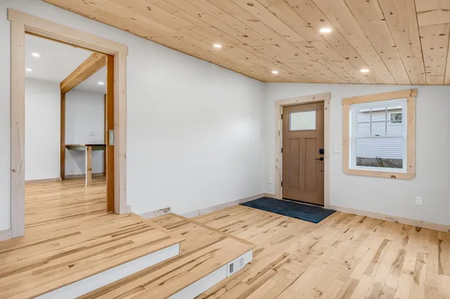 $315,000 | 7 West Branch Street, Kingfield, ME 04947