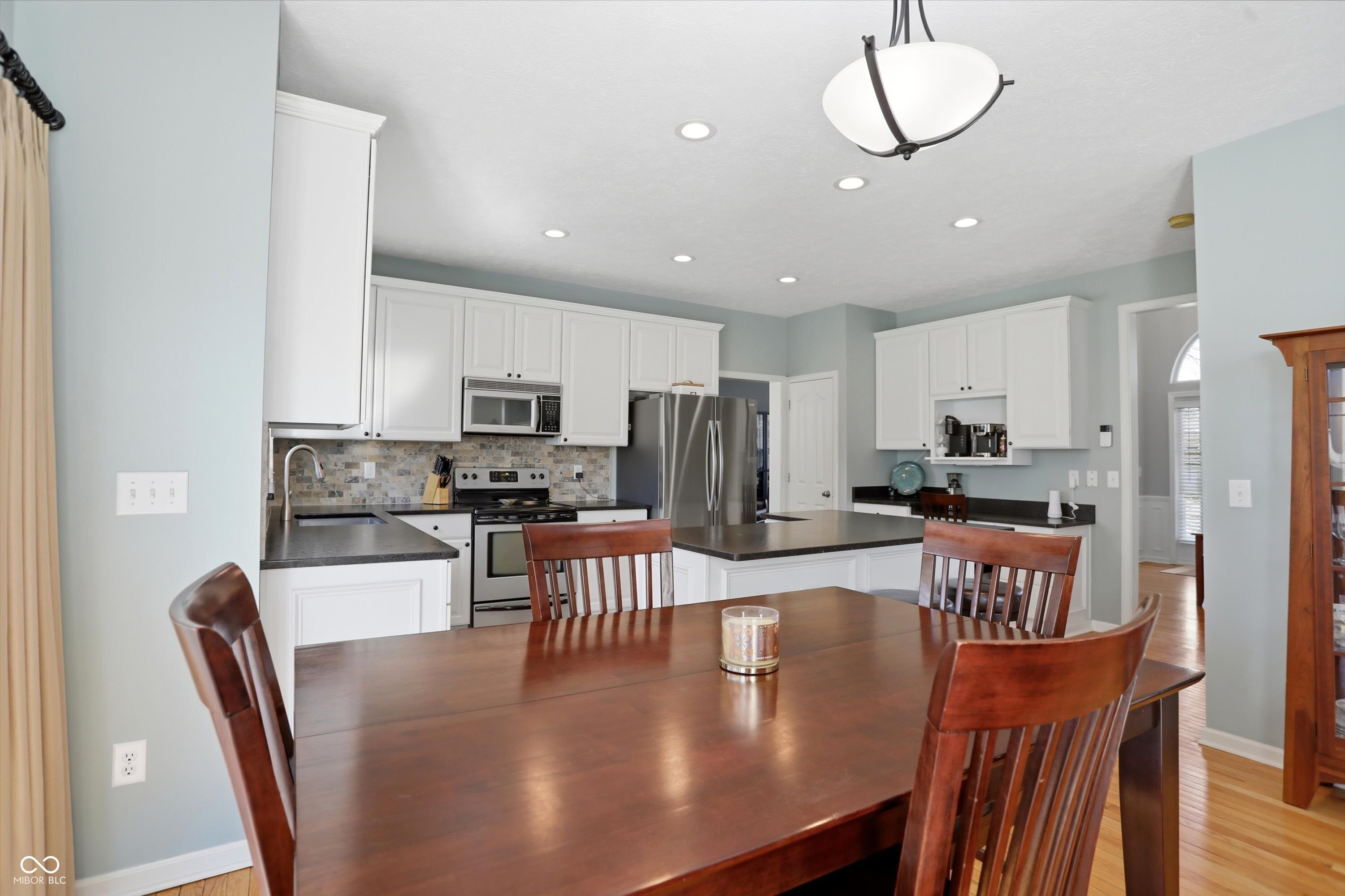 7732 Prairie View Drive Indianapolis, IN 46256 - Photo 17 of 61