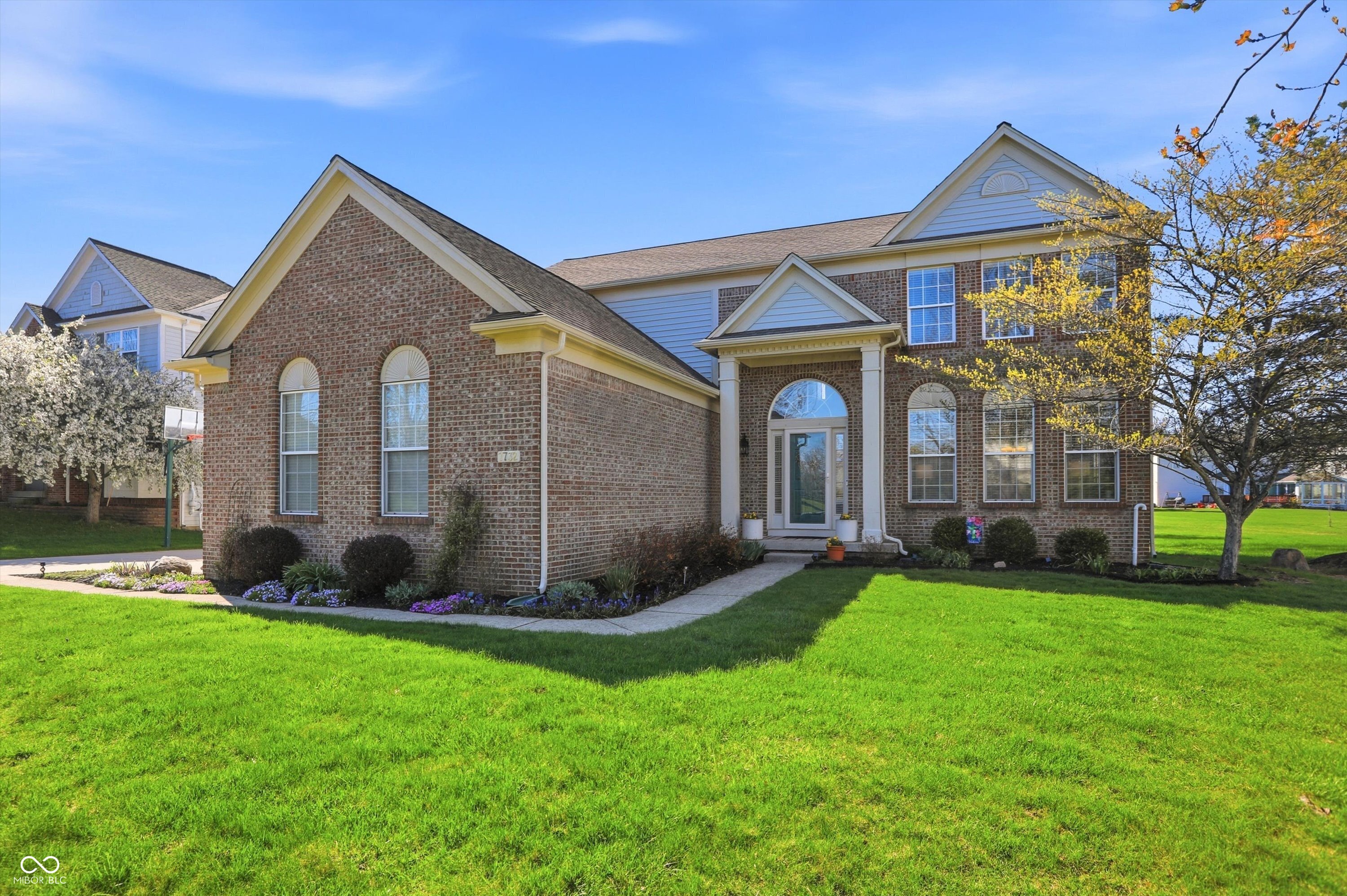 7732 Prairie View Drive Indianapolis, IN 46256 - Photo 2 of 61