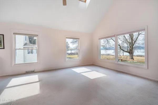 $899,000 | 130 Van Allen Lane, Broadalbin, NY 12025