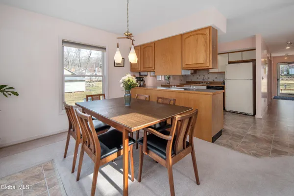 $899,000 | 130 Van Allen Lane, Broadalbin, NY 12025