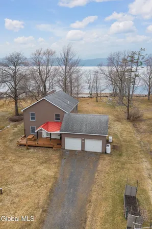 $899,000 | 130 Van Allen Lane, Broadalbin, NY 12025