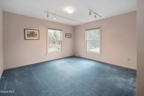 $899,000 | 130 Van Allen Lane, Broadalbin, NY 12025