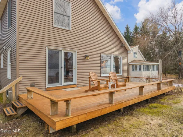 $899,000 | 130 Van Allen Lane, Broadalbin, NY 12025