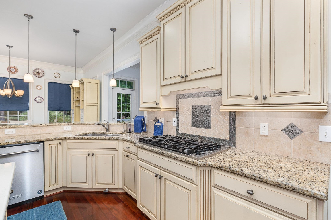 1820 Bowling Green Trail Raleigh, NC 27613 - Photo 16 of 48 Gallery Image 16