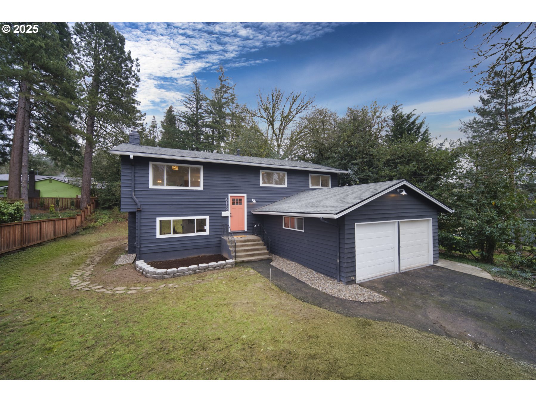 5130 Southwest Dosch Road Portland, OR 97239 - Photo 1 of 31 Gallery Image 1