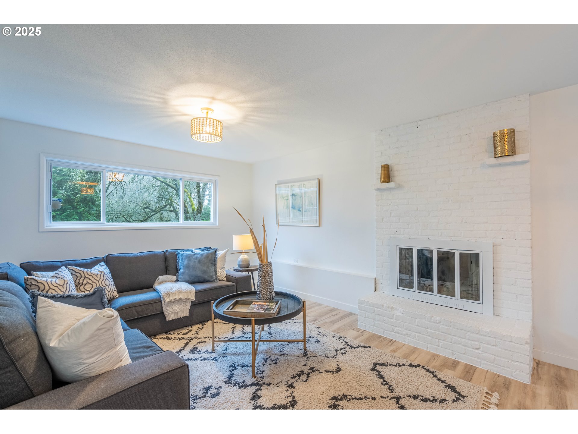 5130 Southwest Dosch Road Portland, OR 97239 - Photo 17 of 31 Gallery Image 17