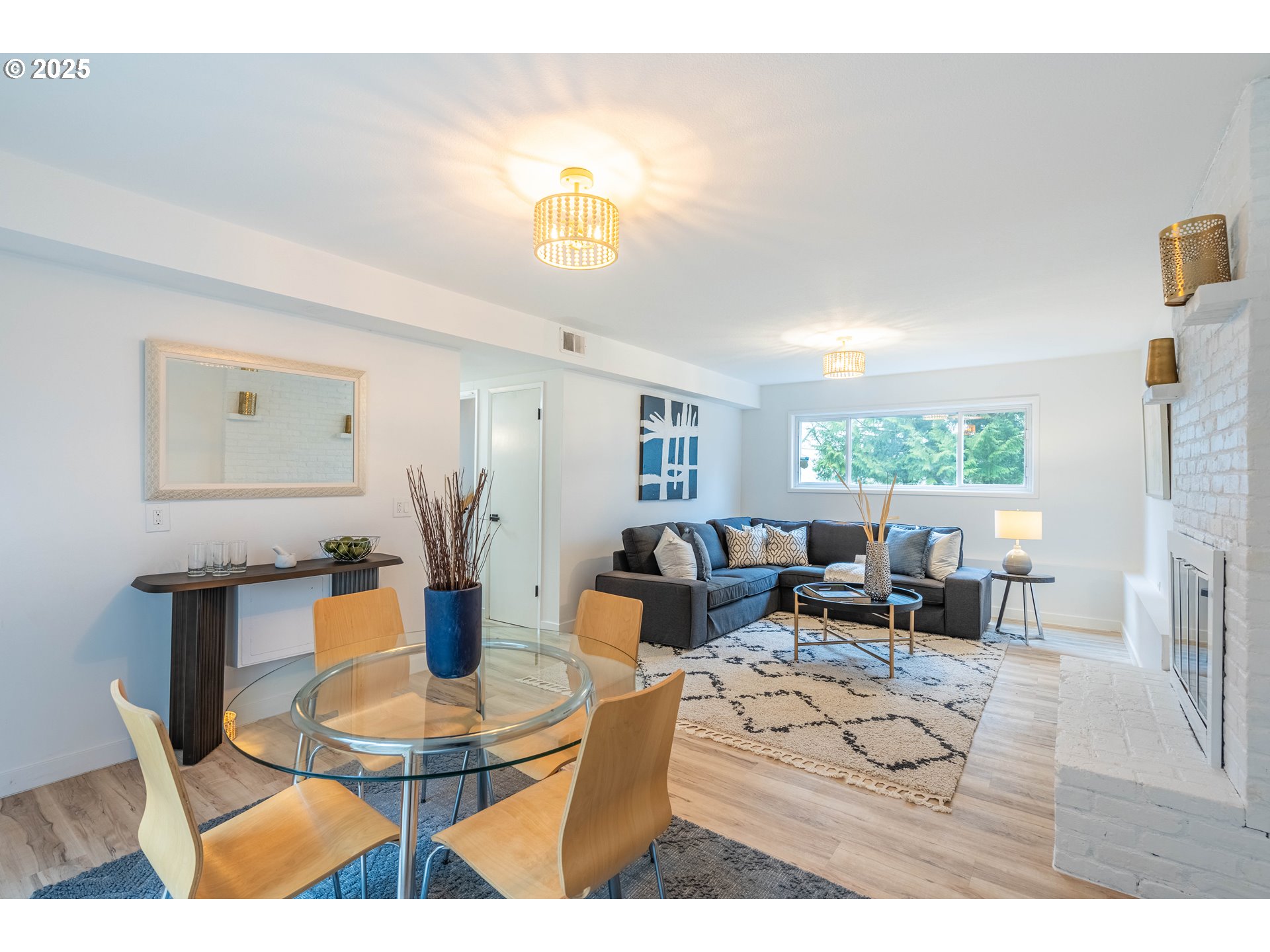 5130 Southwest Dosch Road Portland, OR 97239 - Photo 19 of 31 Gallery Image 19