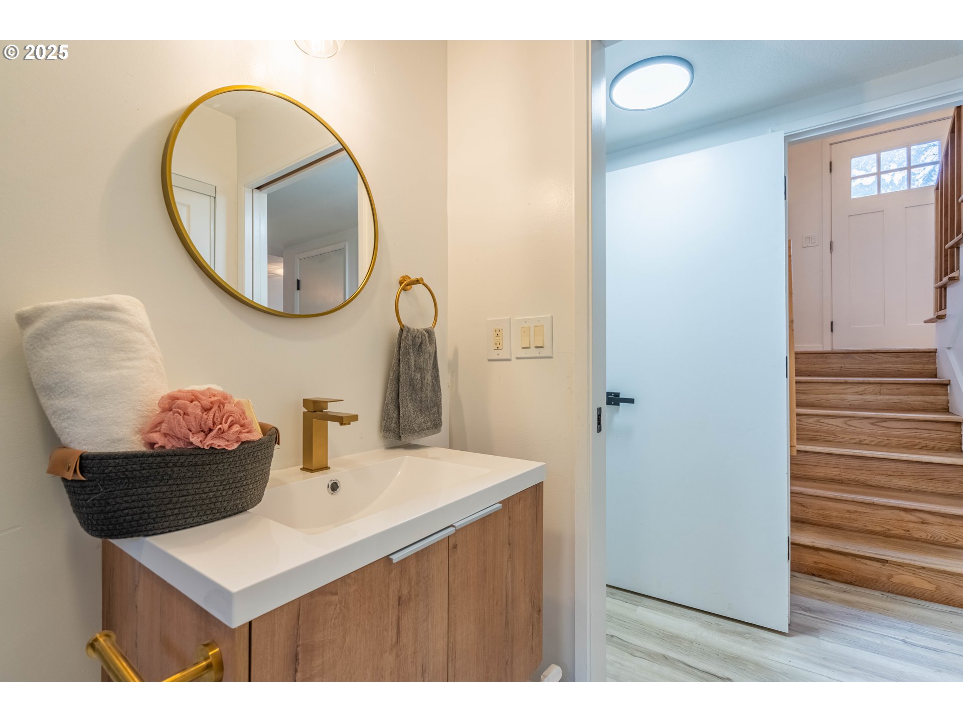 5130 Southwest Dosch Road Portland, OR 97239 - Photo 22 of 31 Gallery Image 22