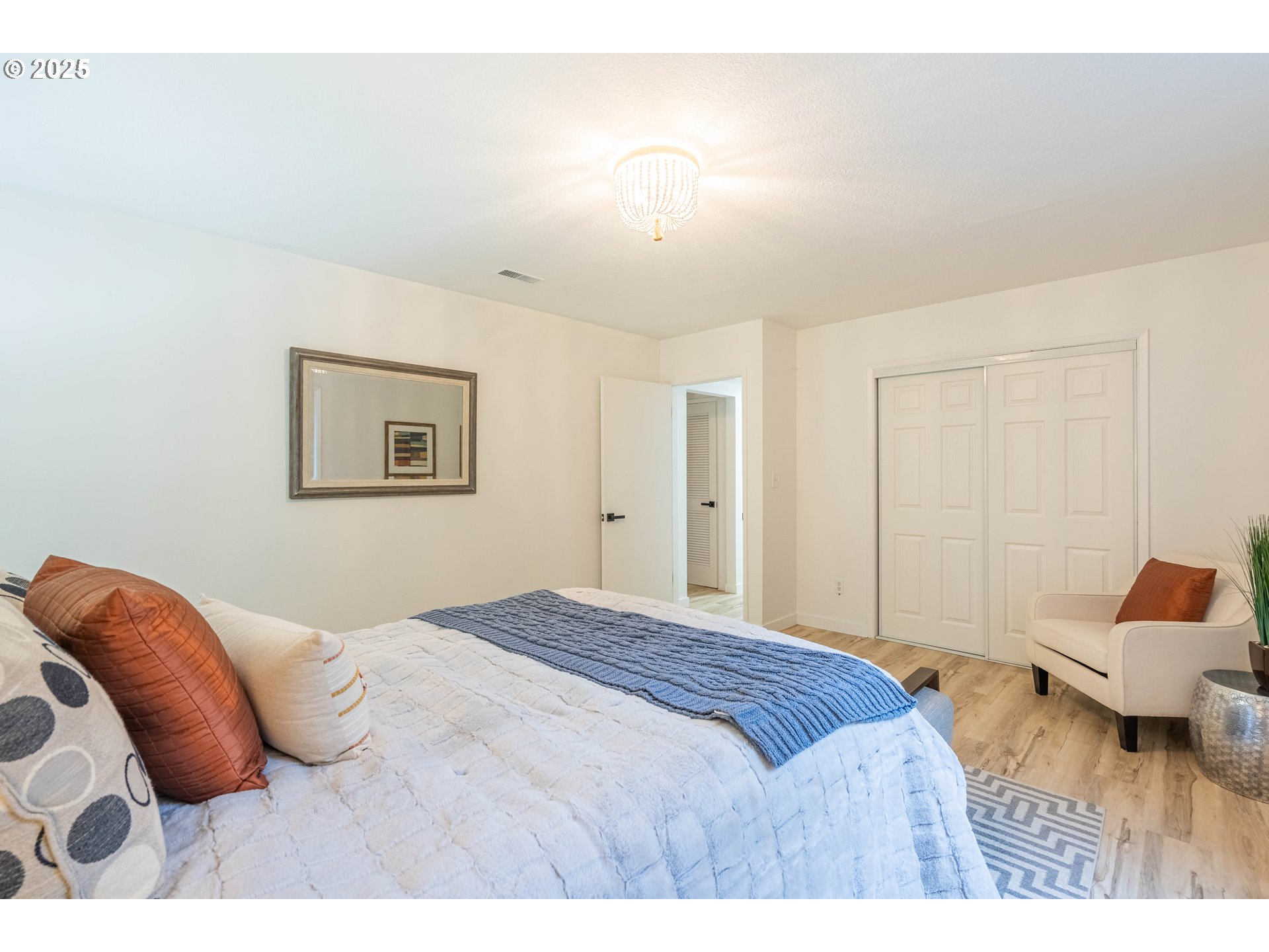 5130 Southwest Dosch Road Portland, OR 97239 - Photo 24 of 31 Gallery Image 24