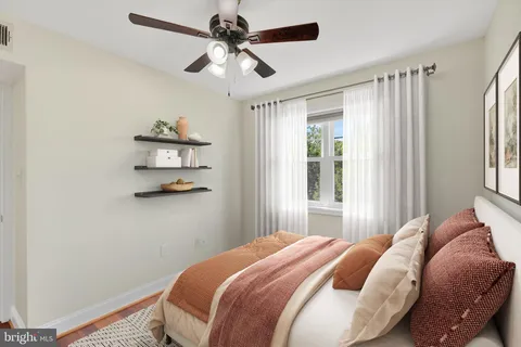 $139,900 | 3868 9th Street Southeast, Unit 301, Washington, DC 20032