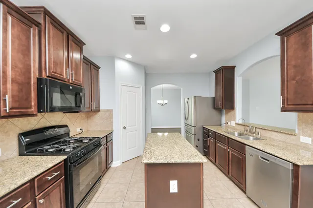 $2,990 | 19046 Sweet Springs Lane, Cypress, TX 77429