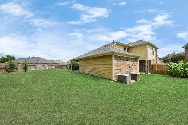 $2,990 | 19046 Sweet Springs Lane, Cypress, TX 77429