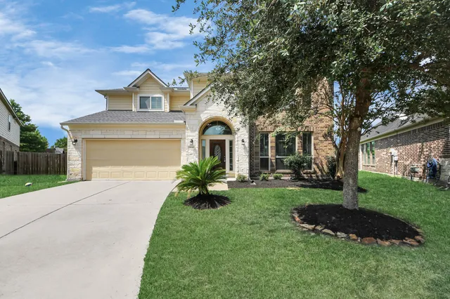 $2,990 | 19046 Sweet Springs Lane, Cypress, TX 77429