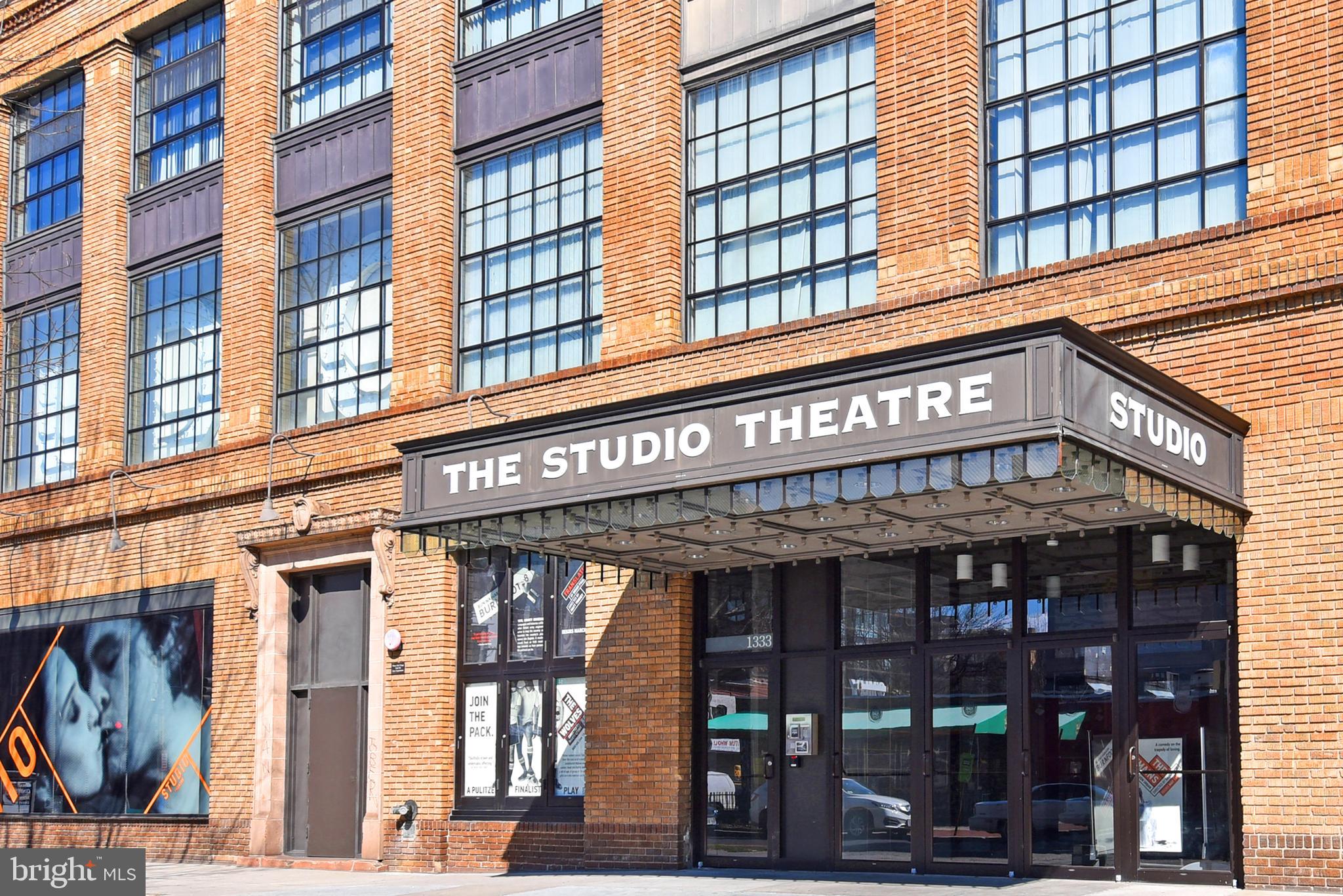 1 Scott Circle Northwest, Unit 121 Washington, DC 20036 - Photo 26 of 30 front view of a building