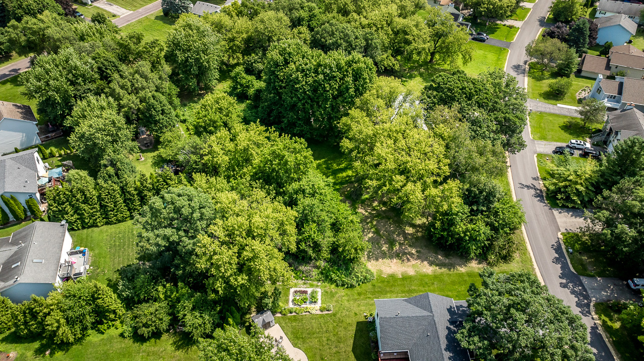 139 Pembroke Road Southwest Poplar Grove, IL 61065 - Photo 5 of 23 an aerial view of a house with a yard