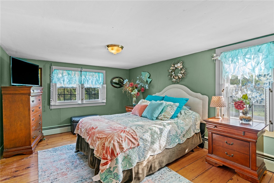 220 Plainfield Pike Scituate, RI 02857 - Photo 15 of 27