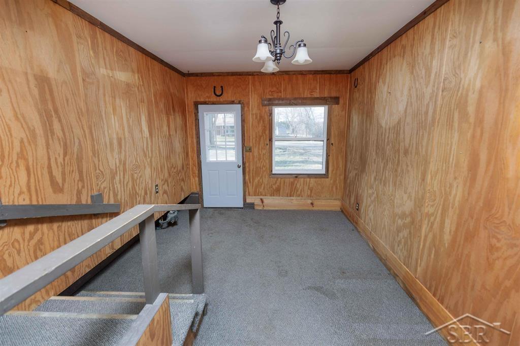 4717 Mapleton Drive Freeland, MI 48623 - Photo 4 of 26 50135245-64528272-55b2-4994-b5f2-94c0b1e71cc9.JPG