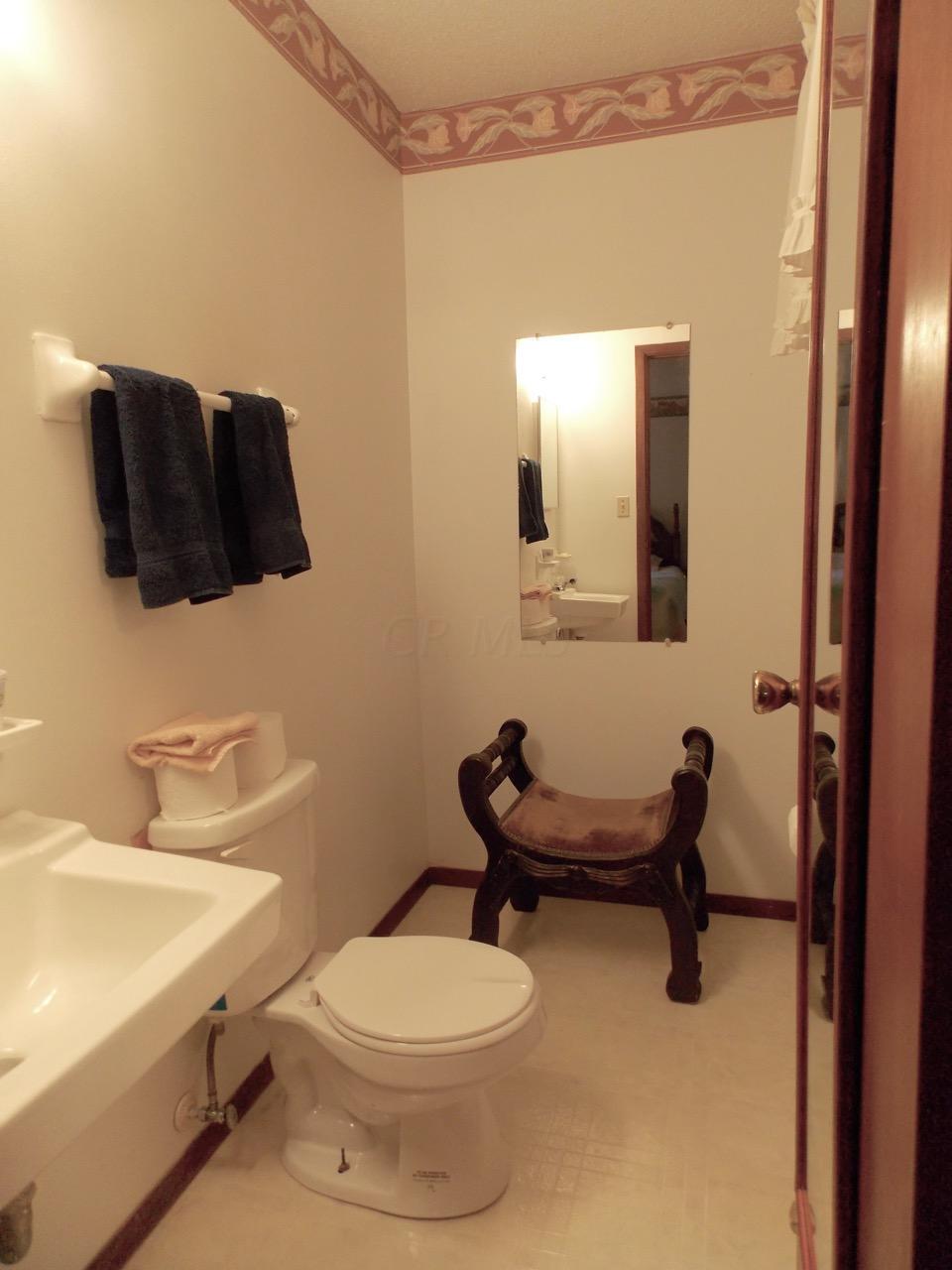 6593 Karl Road Columbus, OH 43229 - Photo 19 of 30 Gallery Image 19