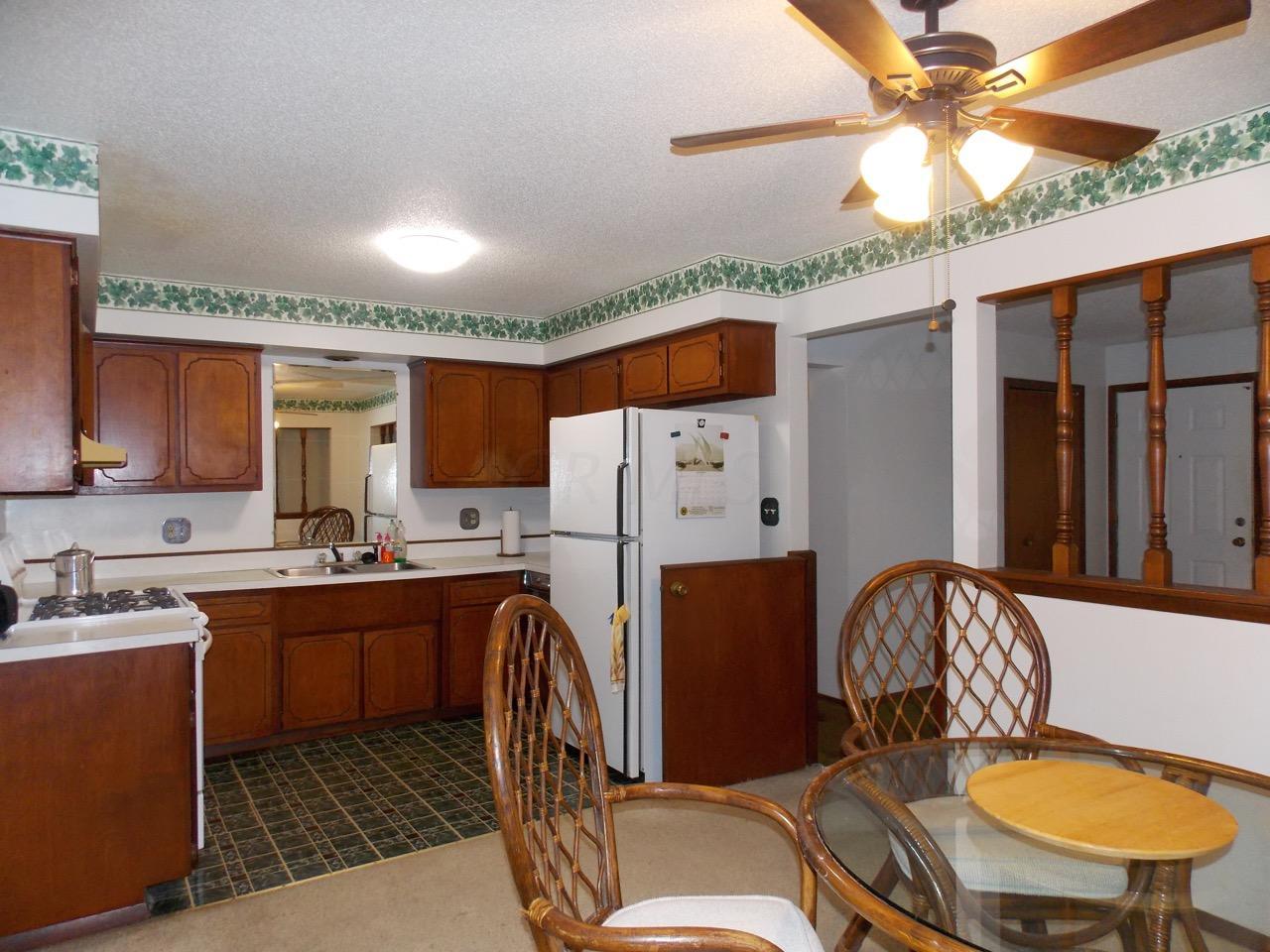 6593 Karl Road Columbus, OH 43229 - Photo 6 of 30 Gallery Image 6