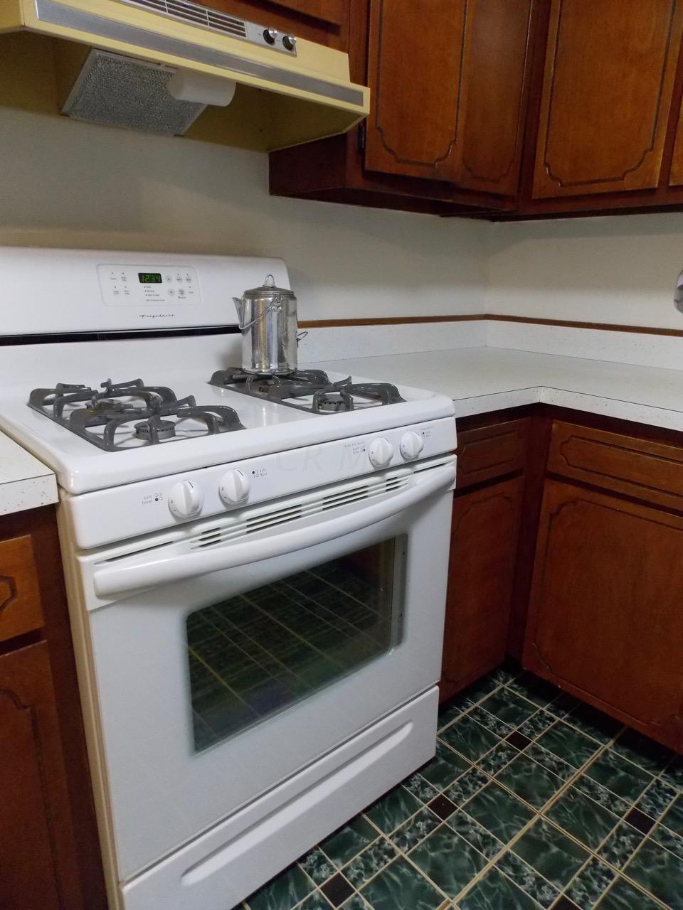 6593 Karl Road Columbus, OH 43229 - Photo 8 of 30 Gallery Image 8