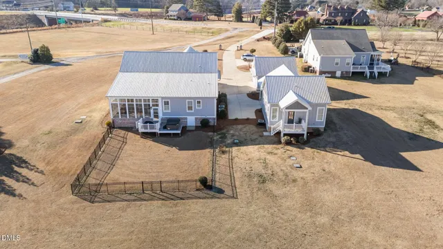 $1,600,000 | 3801 Johnson Pond Road, Apex, NC 27539