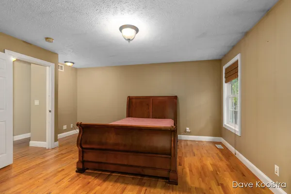 $540,000 | 6375 Duxbury Drive Southeast, Ada, MI 49301