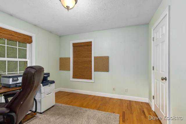 $549,900 | 6375 Duxbury Drive Southeast, Ada, MI 49301