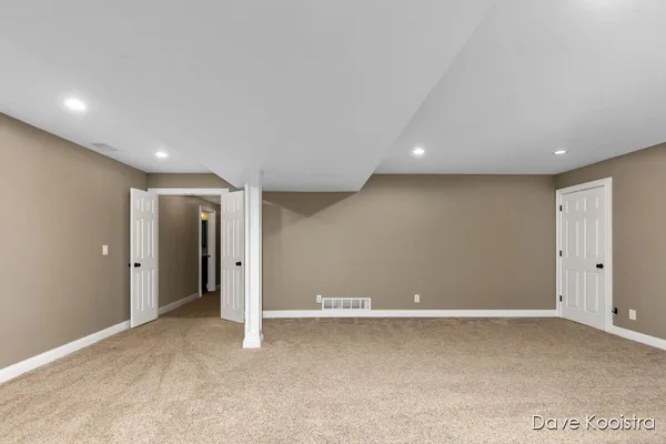 $540,000 | 6375 Duxbury Drive Southeast, Ada, MI 49301