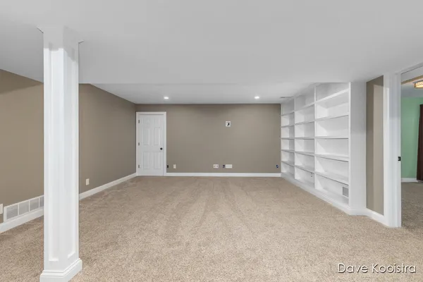 $540,000 | 6375 Duxbury Drive Southeast, Ada, MI 49301