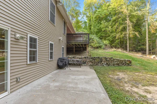 $540,000 | 6375 Duxbury Drive Southeast, Ada, MI 49301