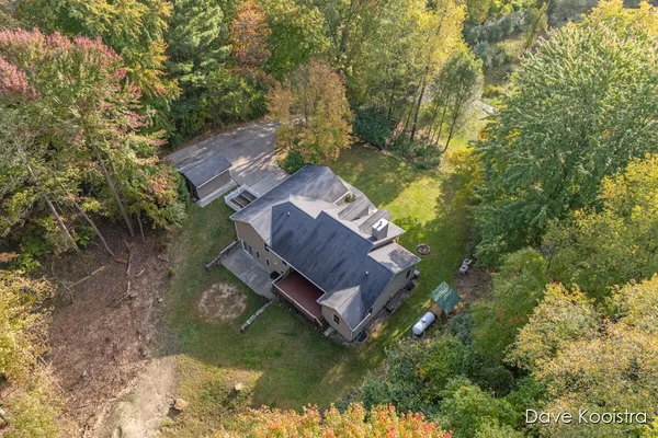 $540,000 | 6375 Duxbury Drive Southeast, Ada, MI 49301