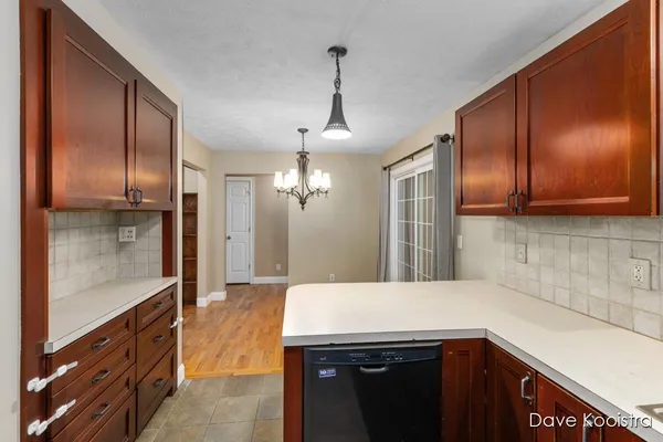 $540,000 | 6375 Duxbury Drive Southeast, Ada, MI 49301