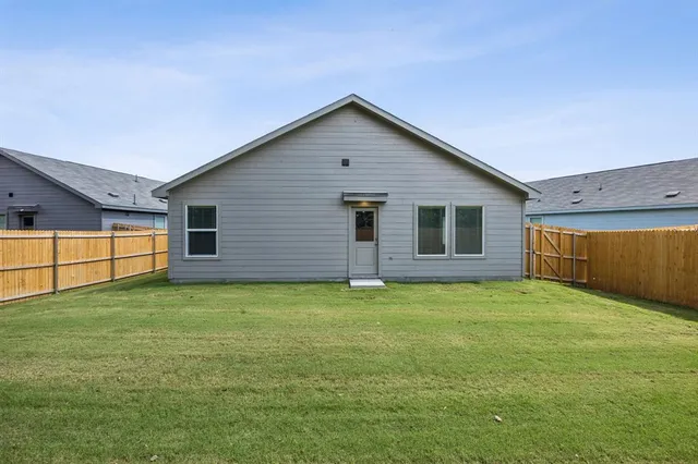 $1,790 | 716 Holleman Drive, Princeton, TX 75407