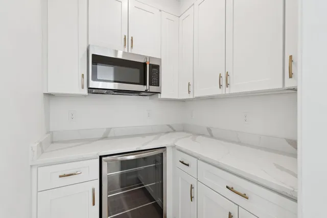 $935,000 | 8 Statler Lane, Freeport, ME 04032