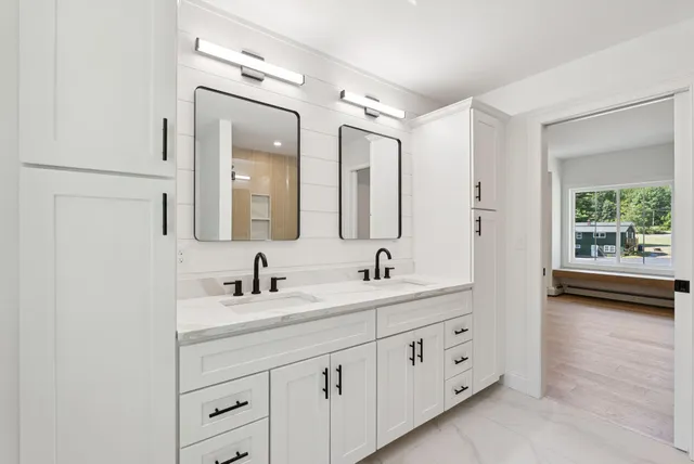 $935,000 | 8 Statler Lane, Freeport, ME 04032