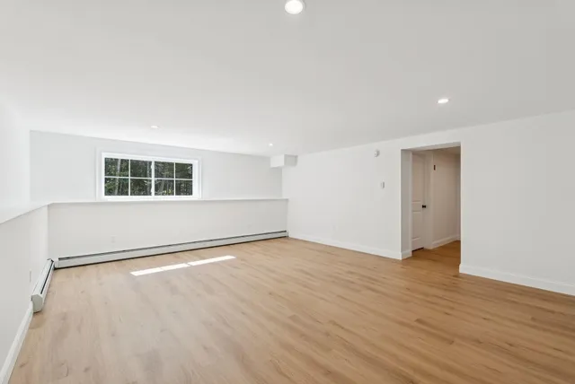 $935,000 | 8 Statler Lane, Freeport, ME 04032