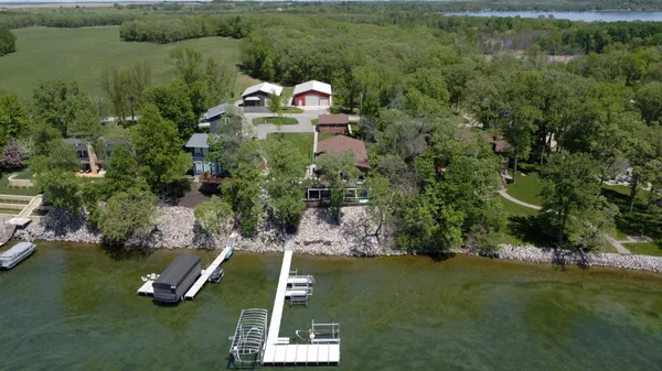 $1,750,000 | 51216 Pelican Point Drive, Detroit Lakes, MN 56501