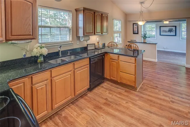 $382,500 | 2527 Gecko Drive, Maryville, IL 62062