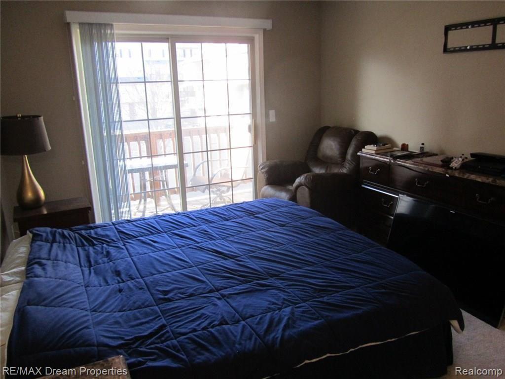 16892 Farmington Road Livonia, MI 48154 - Photo 17 of 25 16892 Farmington Livonia Mi 035.JPG