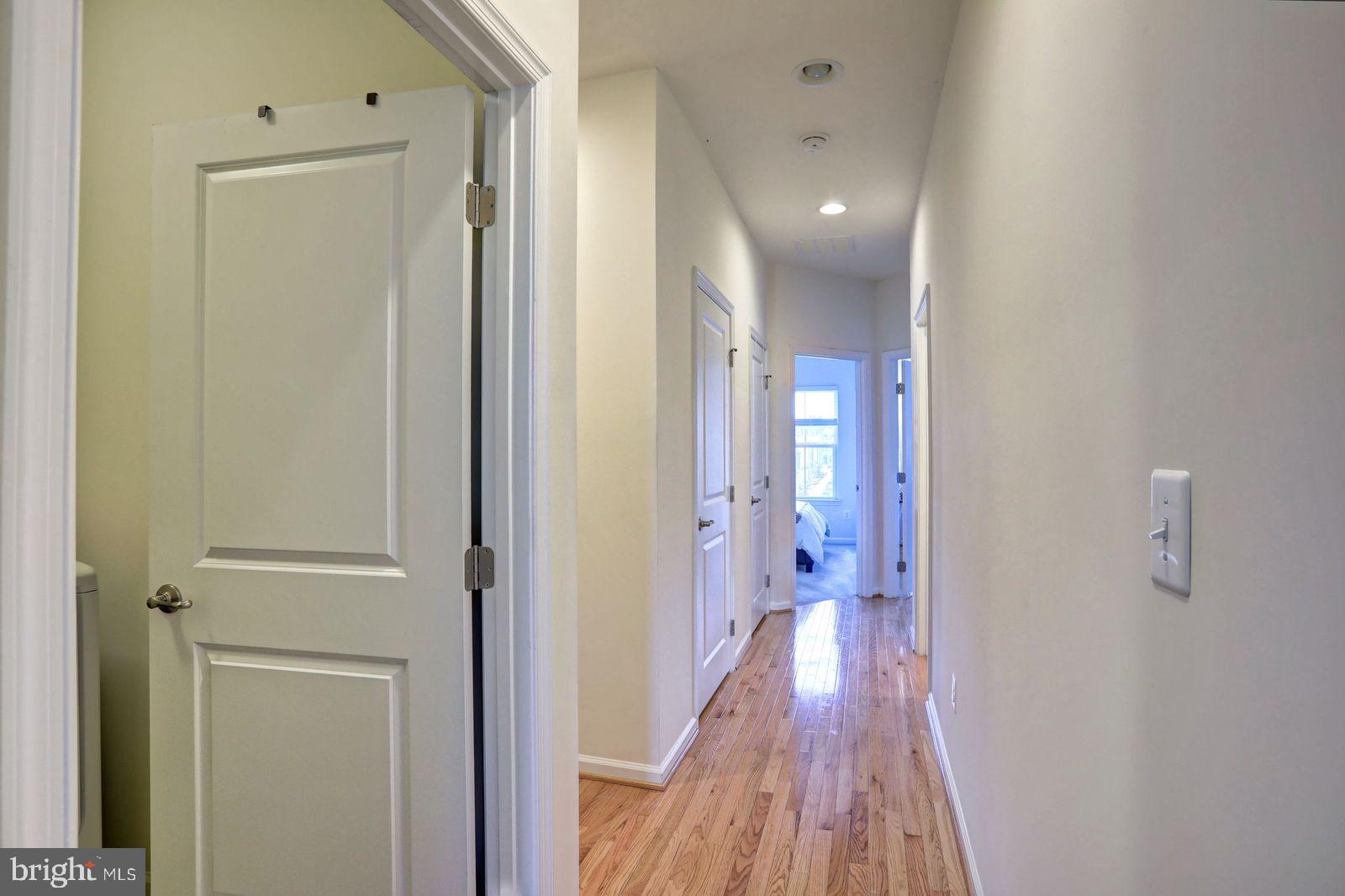 43397 Charitable Street Ashburn, VA 20148 - Photo 15 of 25 Upstairs Landing