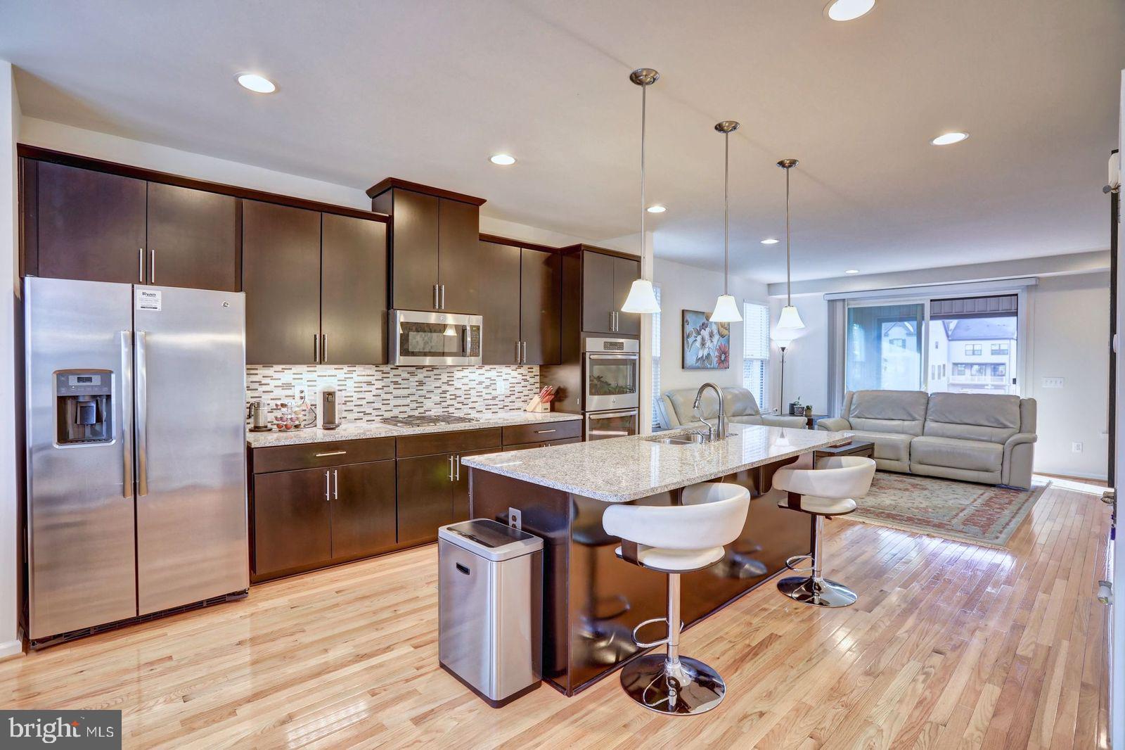 43397 Charitable Street Ashburn, VA 20148 - Photo 8 of 25 Backsplash