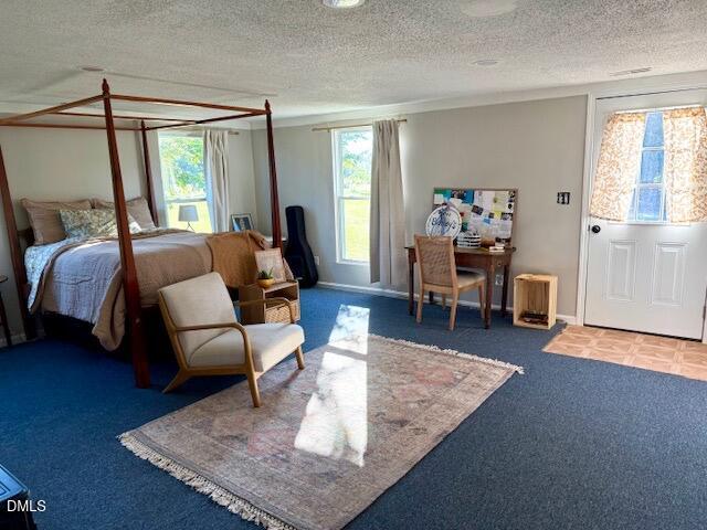 625 McCray Road Burlington, NC 27217 - Photo 34 of 38 a living room with furniture and a window