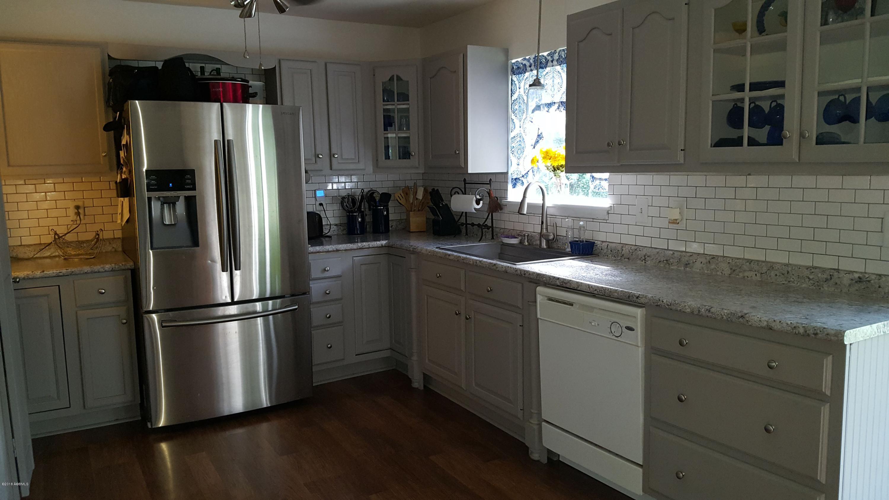 3009 Walnut Street Beaufort, SC 29906 - Photo 14 of 31 20180530_165551