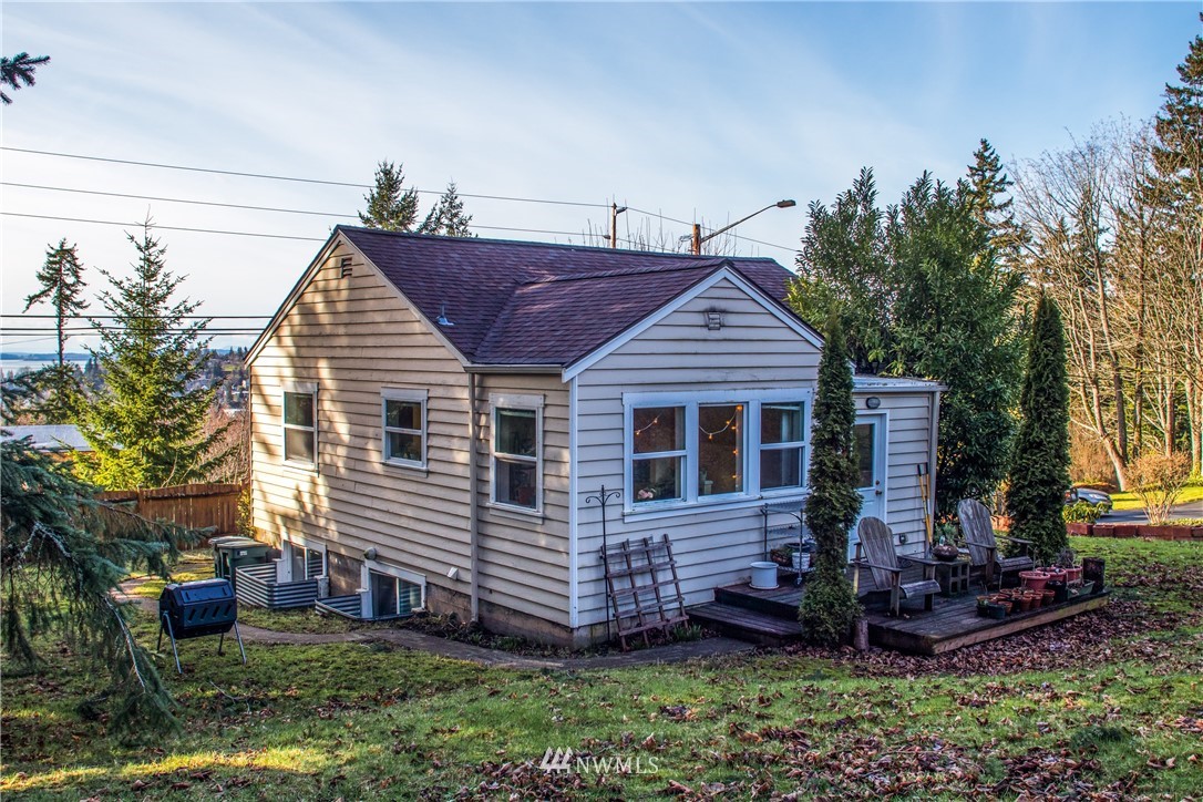 1109 Samish Way Bellingham, WA 98229 - Photo 2 of 23 Gallery Image 2
