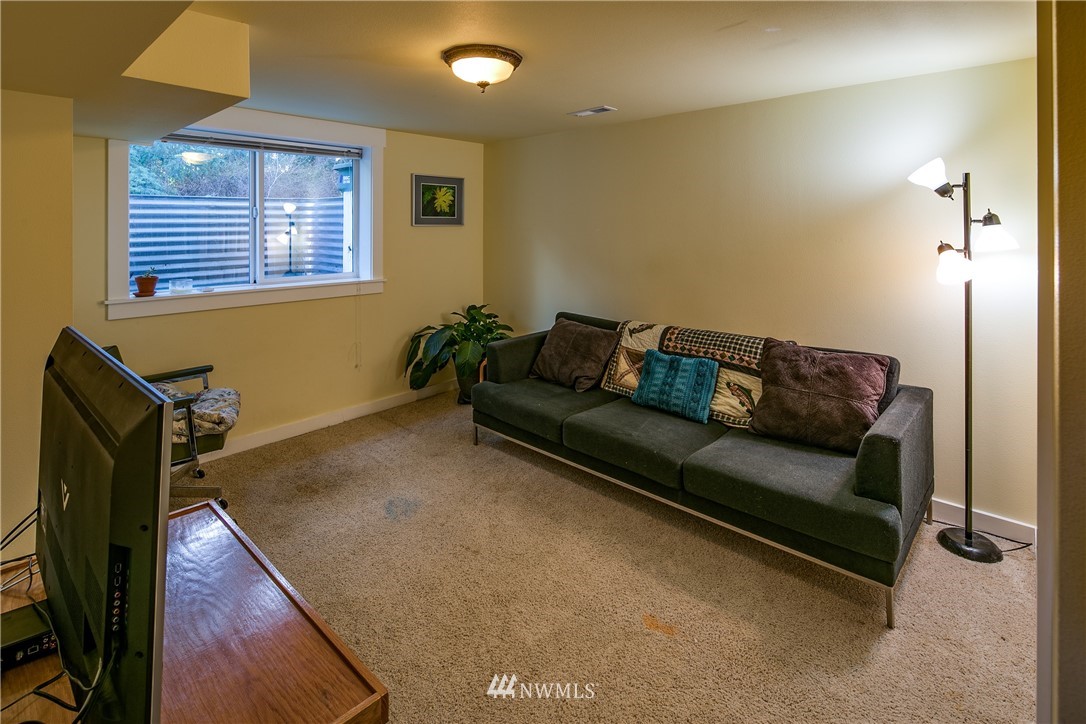 1109 Samish Way Bellingham, WA 98229 - Photo 19 of 23 Gallery Image 19