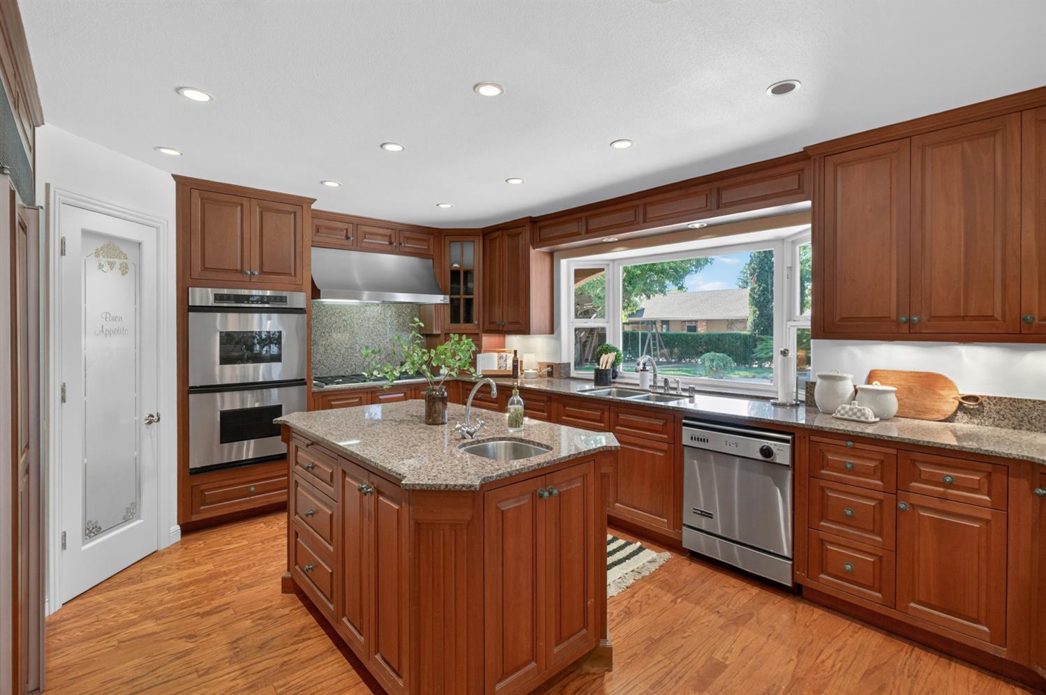 8595 Mackey Road Elk Grove, CA 95624 - Photo 24 of 80