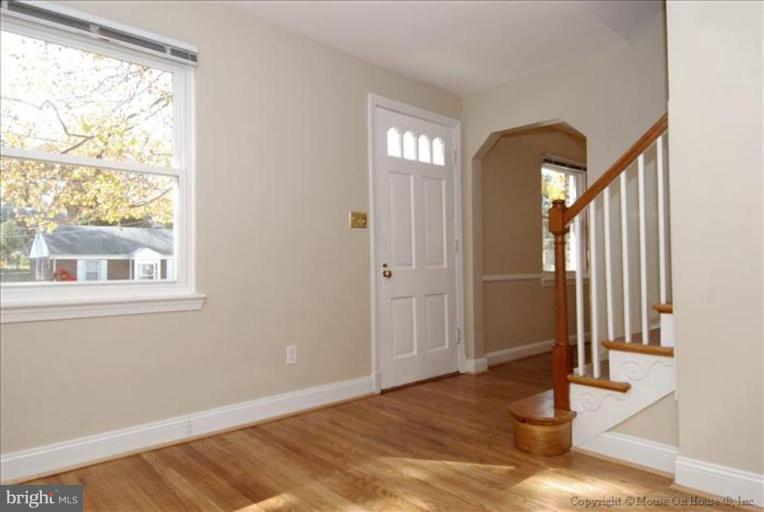 2709 Arcola Avenue Silver Spring, MD 20902 - Photo 2 of 22 Notice the beautiful hardwood floors!