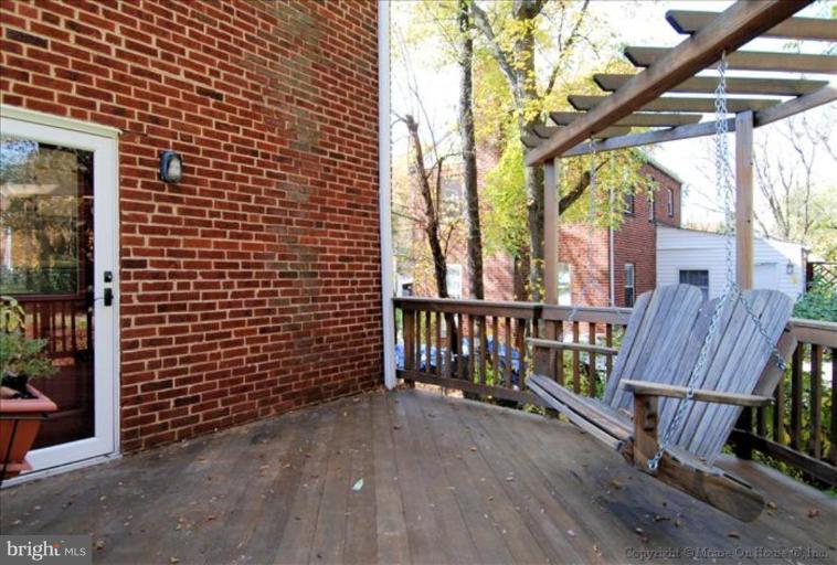 2709 Arcola Avenue Silver Spring, MD 20902 - Photo 16 of 22 Deck